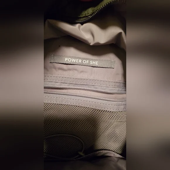 EUC! Olive Green Athleta Excursion Backpack - Picture 8 of 10
